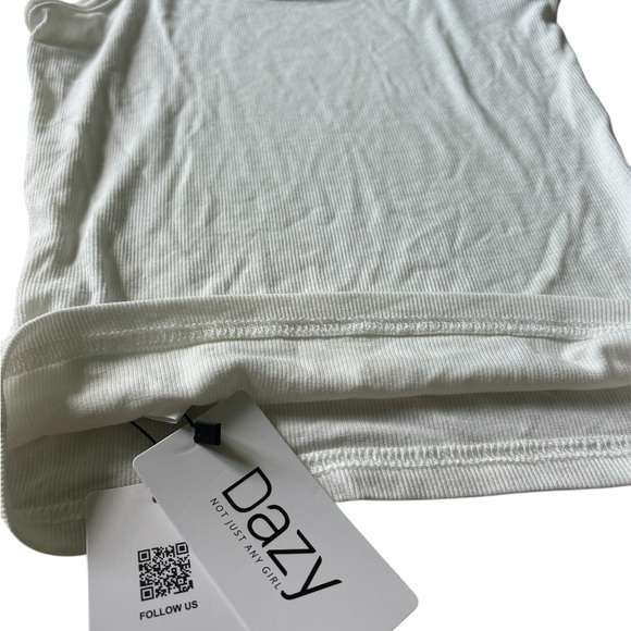 White Fitted Tank Top - Picture 6 of 6